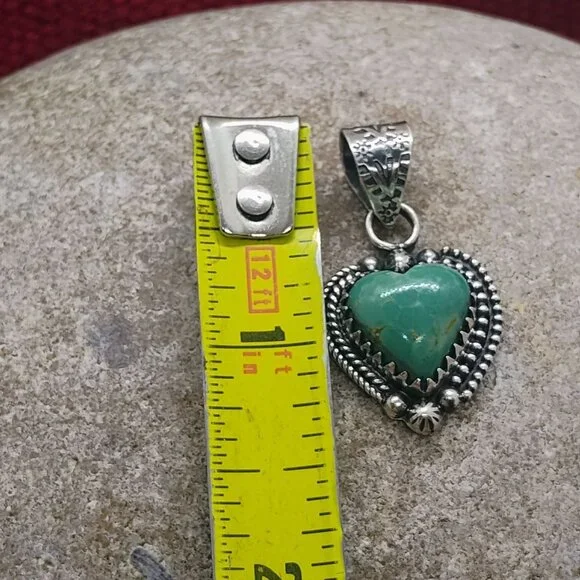 Southwest Sterling Silver Aqua Green Kingman Turquoise Heart Shaped Pendant - Picture 3 of 6